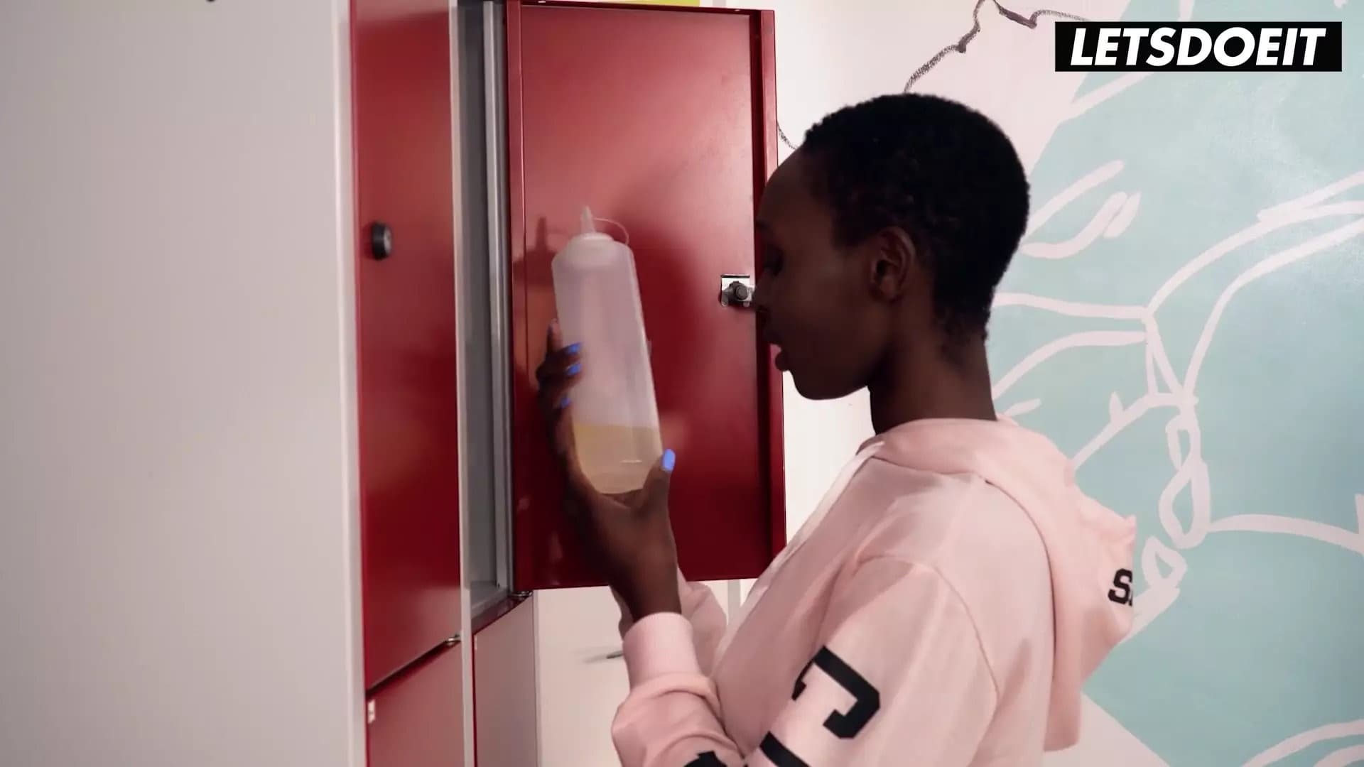 Ebony Babe Dirty Interracial Fuck with Stranger