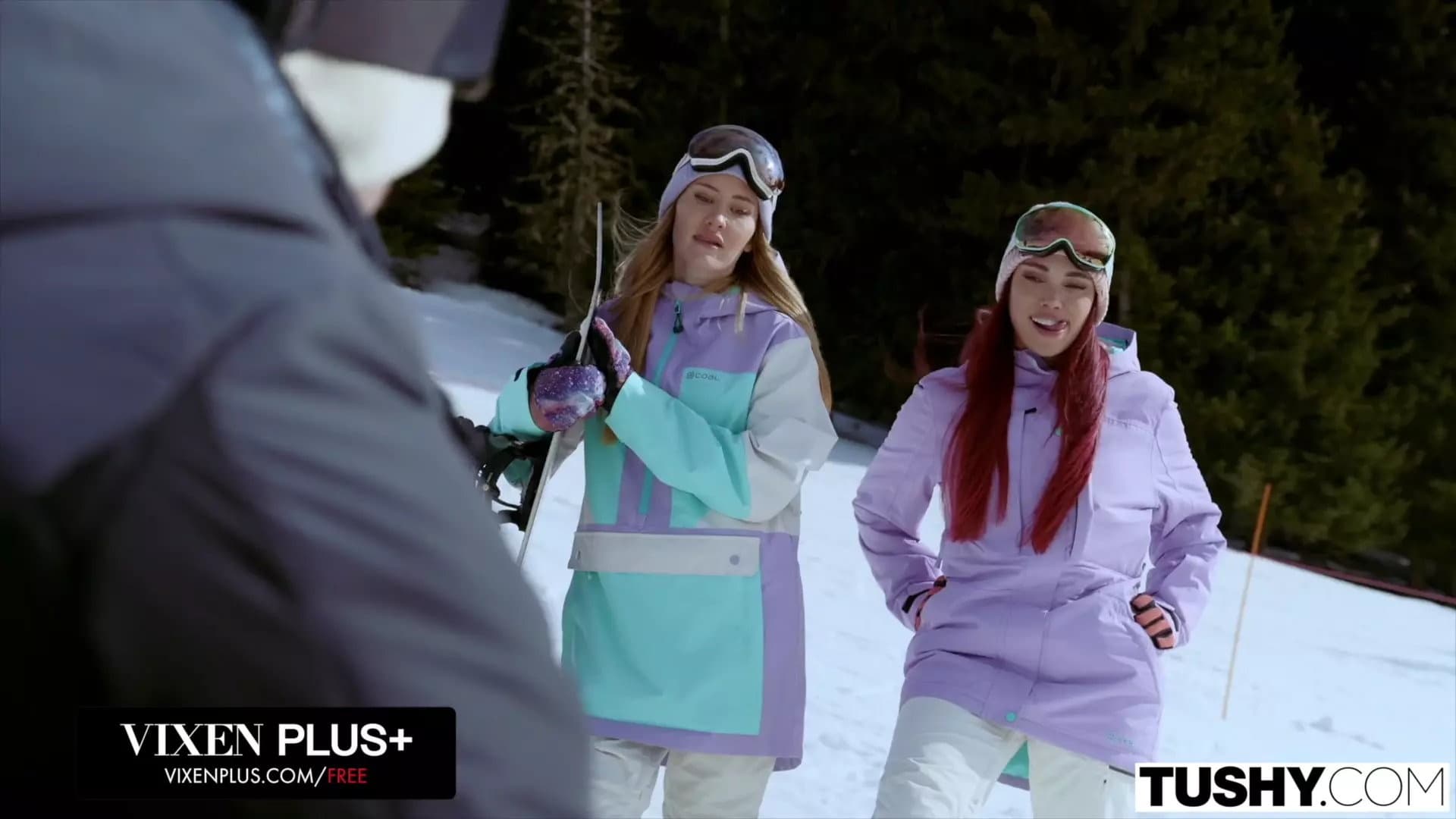 Curvy Anal-loving Besties Octokuro & Ivy Maddox Share a Thick Cock