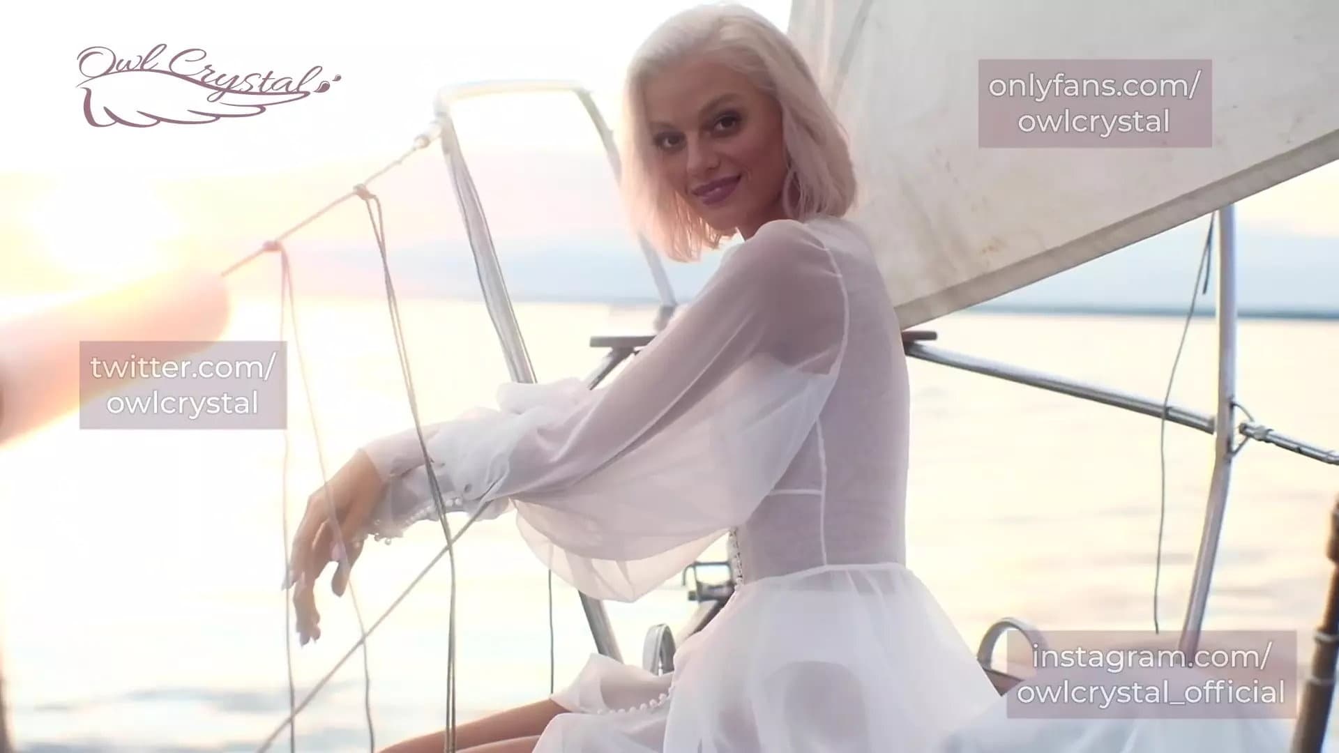 Luxury Bride Give Her Body to on Their Wedding Night