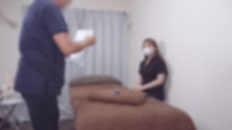 FC2-PPV-4765827 Half Price! Sensual Pizza Shop Visit by Vocal Young Woman